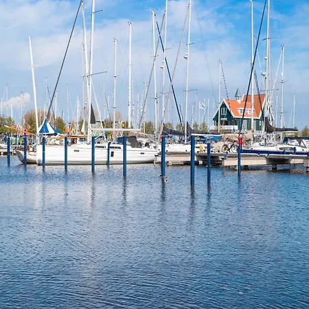 Botel Beautiful Houseboat In Marina Of Volendam, Cleaning Included Volendam